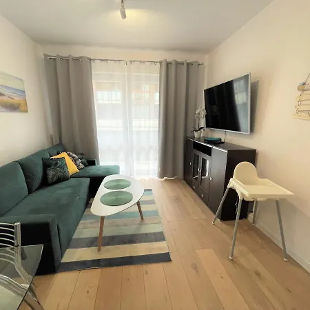 Al-Dom Apartament Ogrodowa Bocianie Gniazdo Z Garazem Kołobrzeg Esterno foto