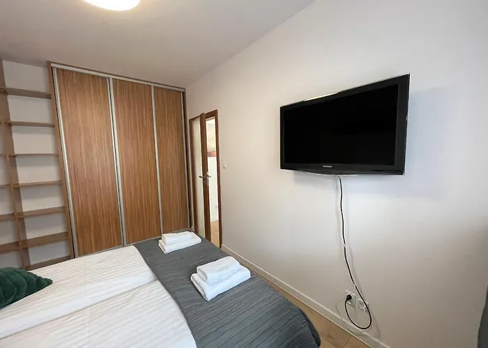 Al-Dom Apartament Ogrodowa Bocianie Gniazdo Z Garazem